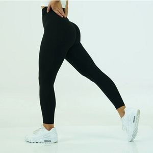 NVGTN Signature Leggings